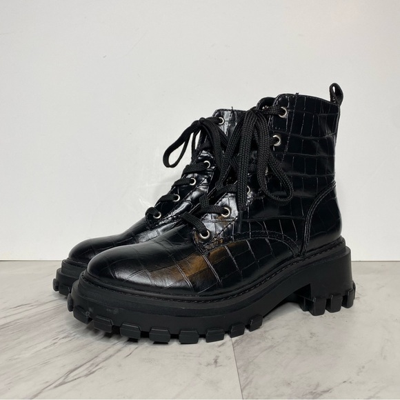 New! Schutz Chunky Lug Sole Lace Up Croc Embossed Leather Boot 6B - Picture 12 of 12